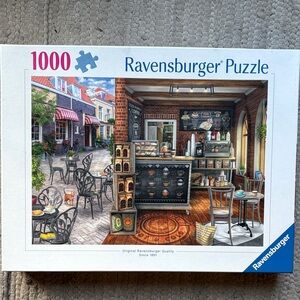Ravensburger Puzzle - Quaint Café Courtyard